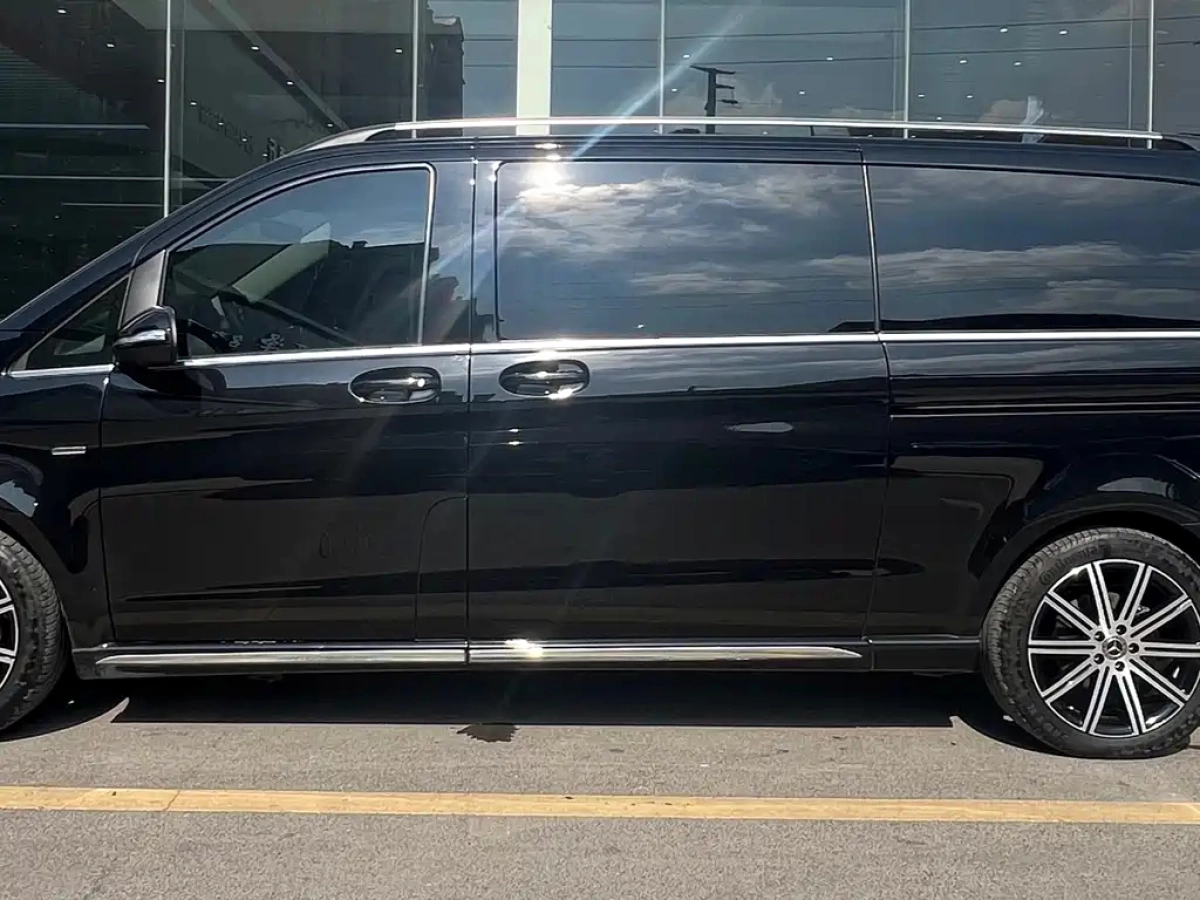 MERCEDES BENZ V-CLASS