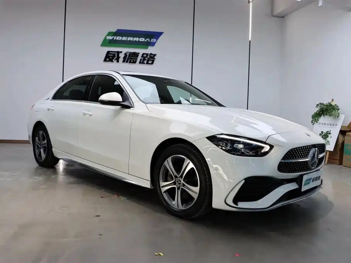 MERCEDES BENZ C-CLASS