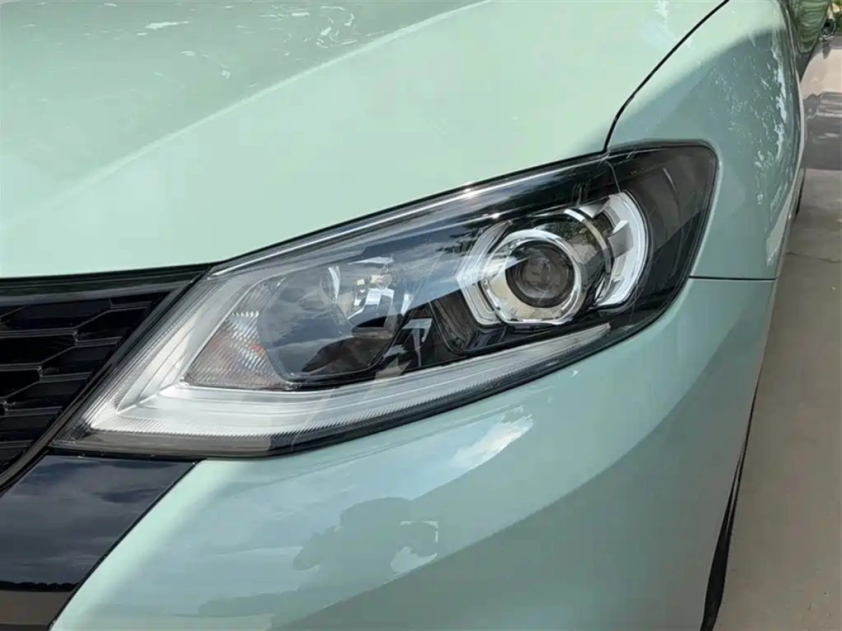 NISSAN TIIDA TIIDA