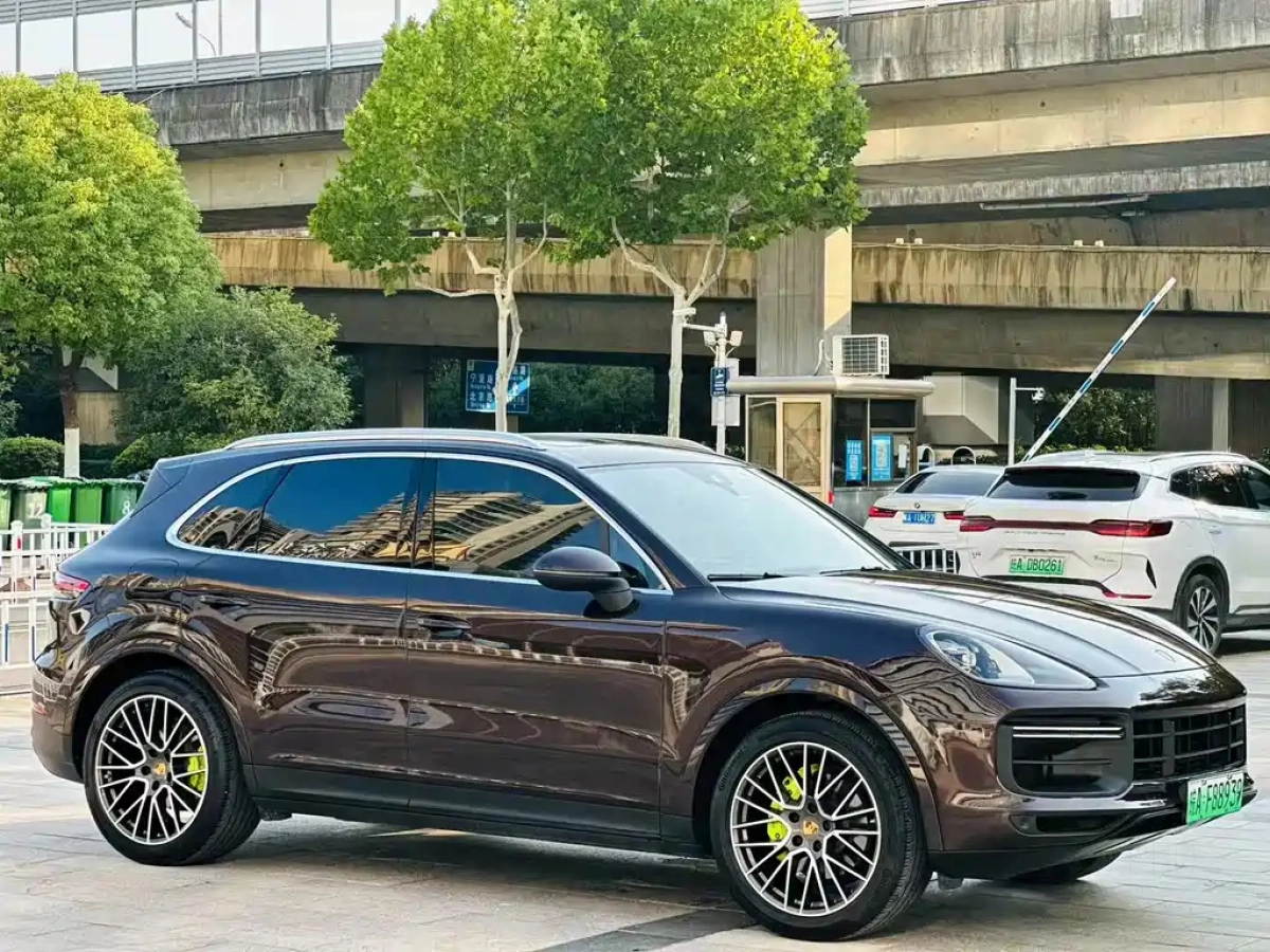 PORSCHE CAYENNE NEW ENERGY
