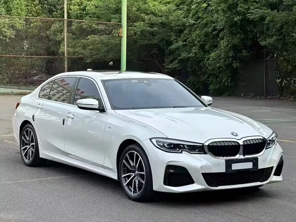 BMW 3-SERIES