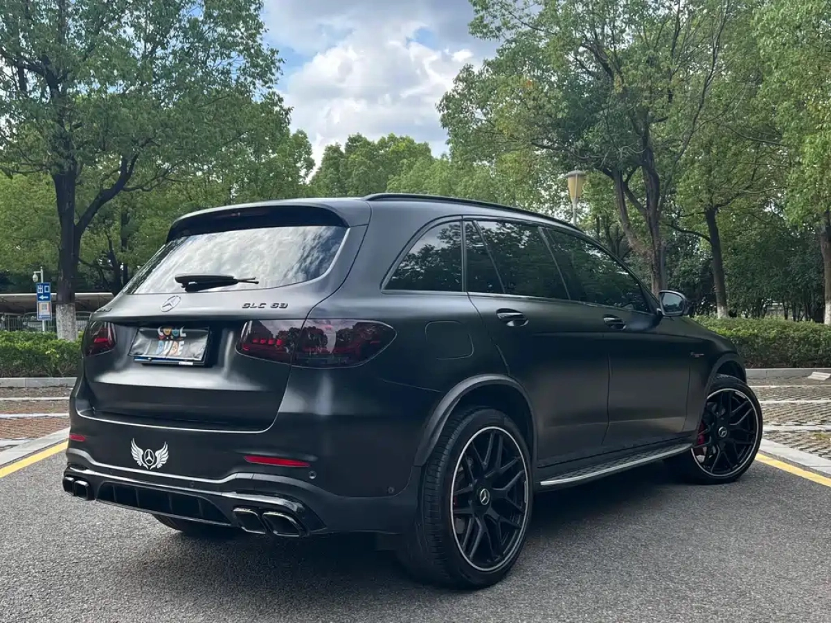 MERCEDES BENZ GLC AMG