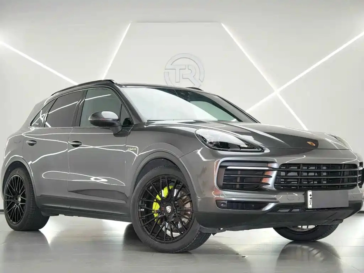 PORSCHE CAYENNE NEW ENERGY