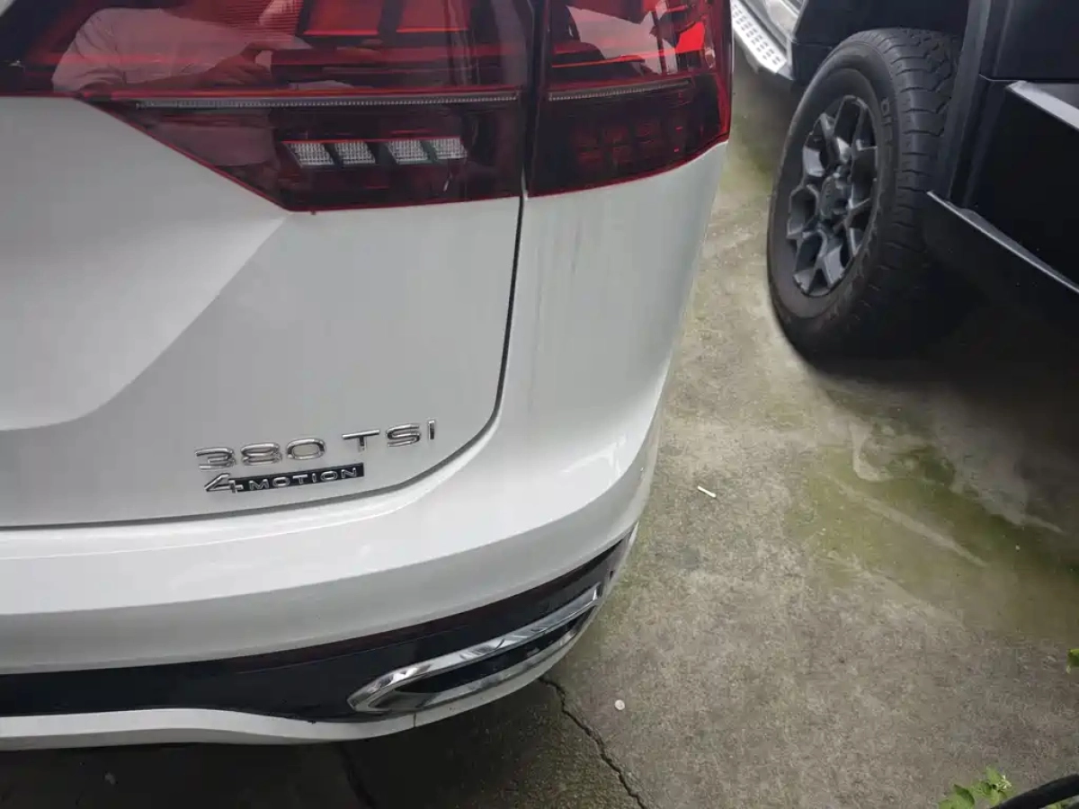 VOLKSWAGEN TAYRON