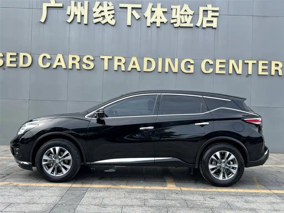 NISSAN MURANO