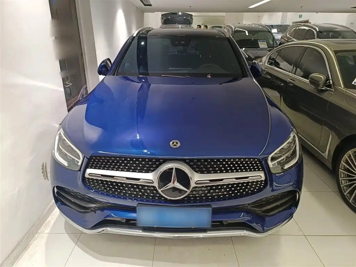 MERCEDES BENZ GLC