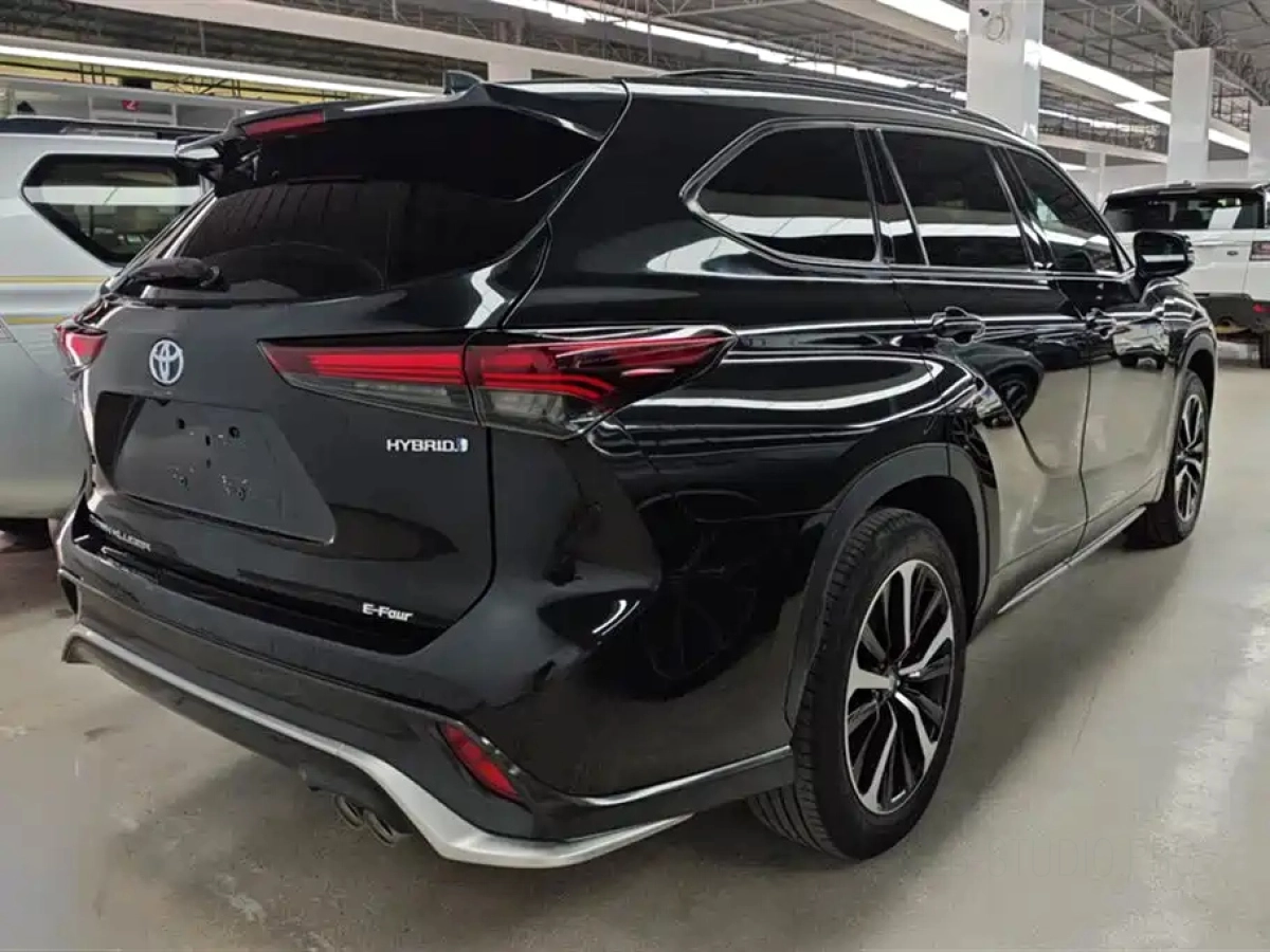 TOYOTA CROWN LUFANG