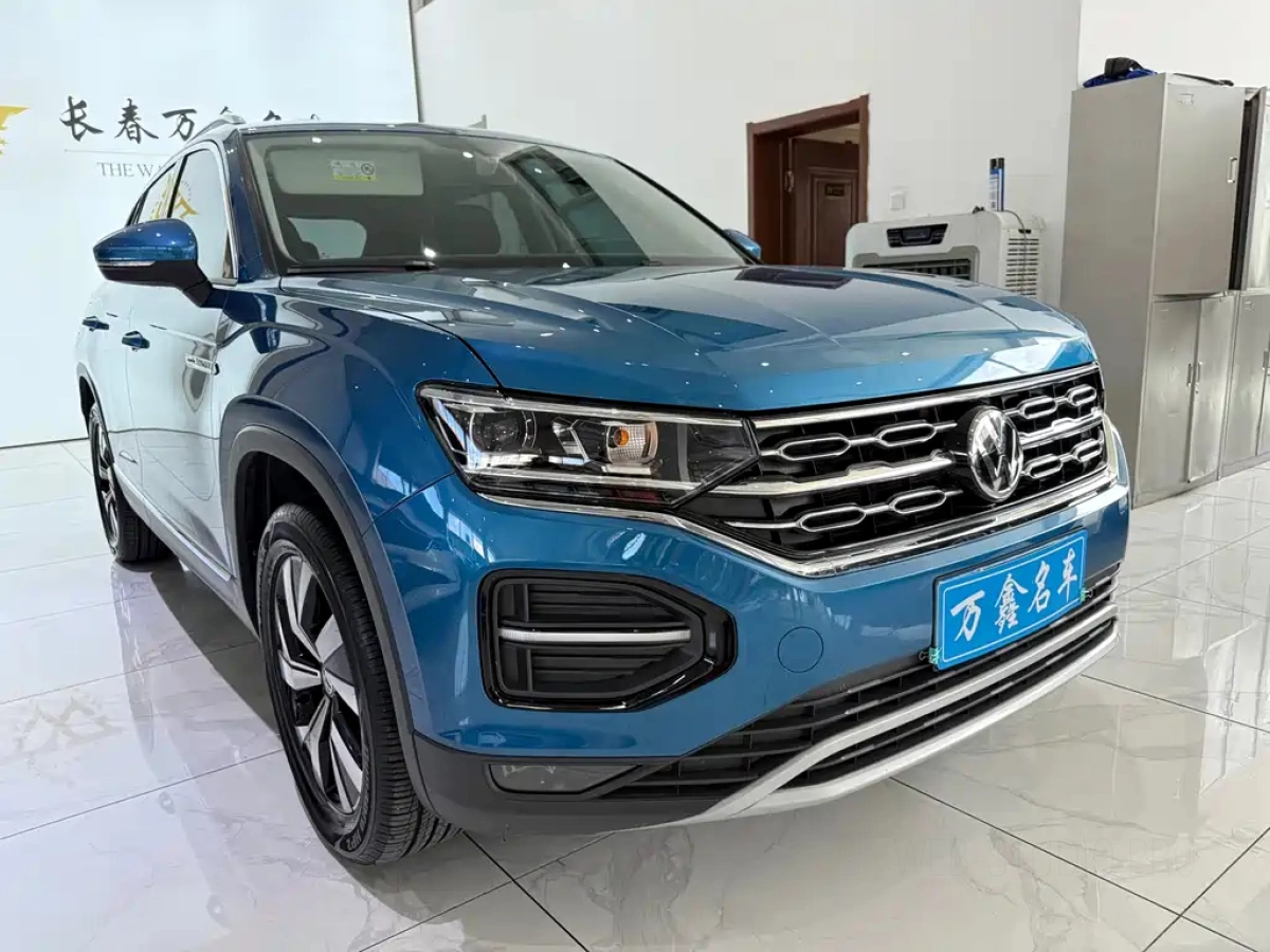VOLKSWAGEN TAYRON