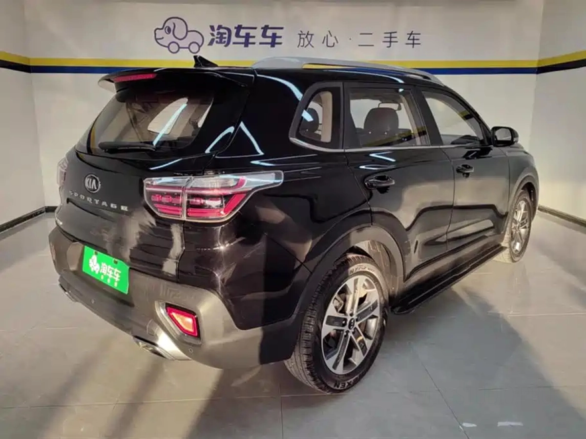 KIA SPORTAGE
