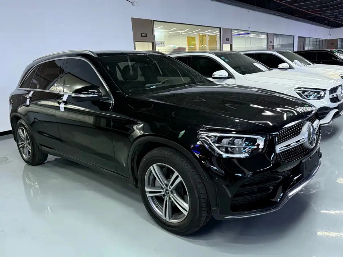 MERCEDES BENZ GLC