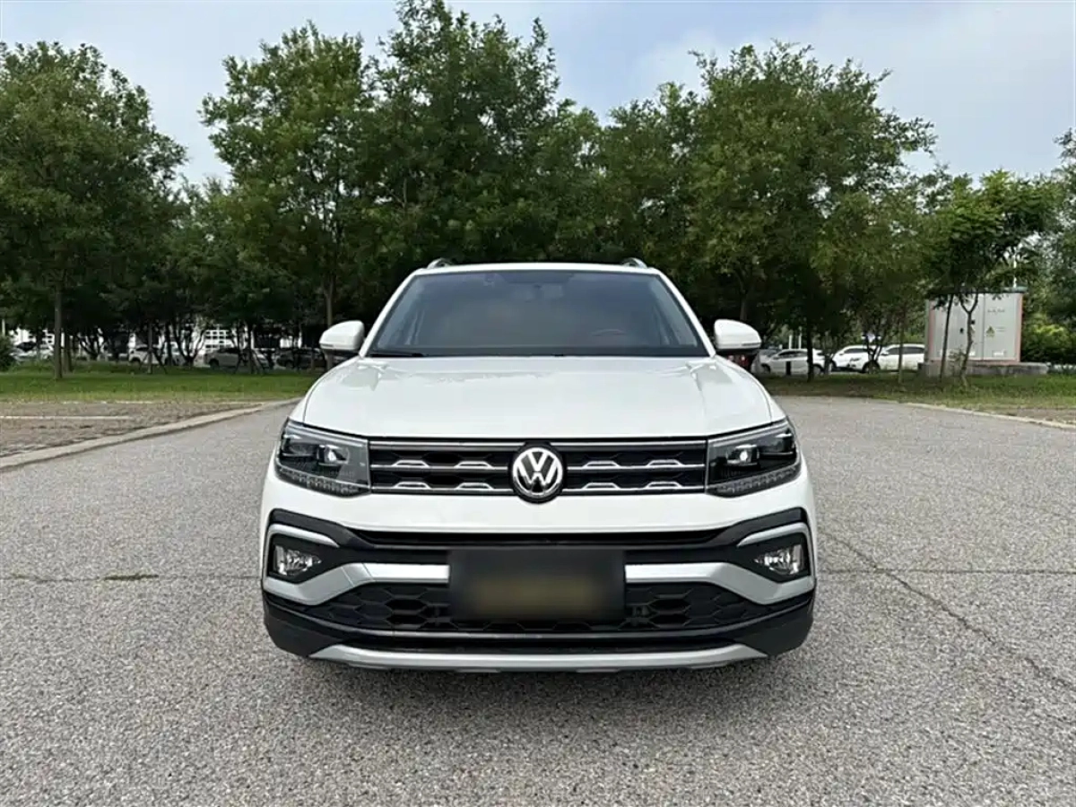 VOLKSWAGEN T-CROSS