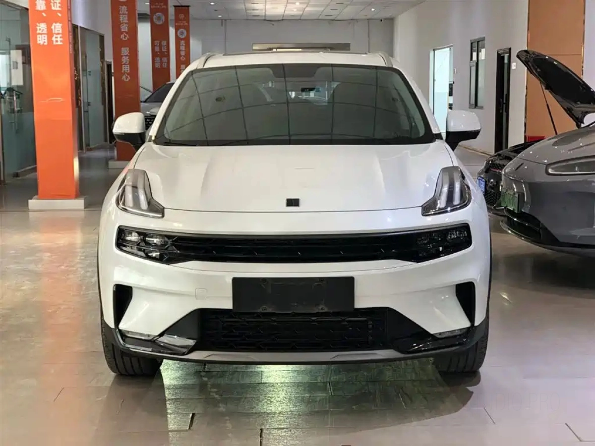 LYNK&CO 06 NEW ENERGY