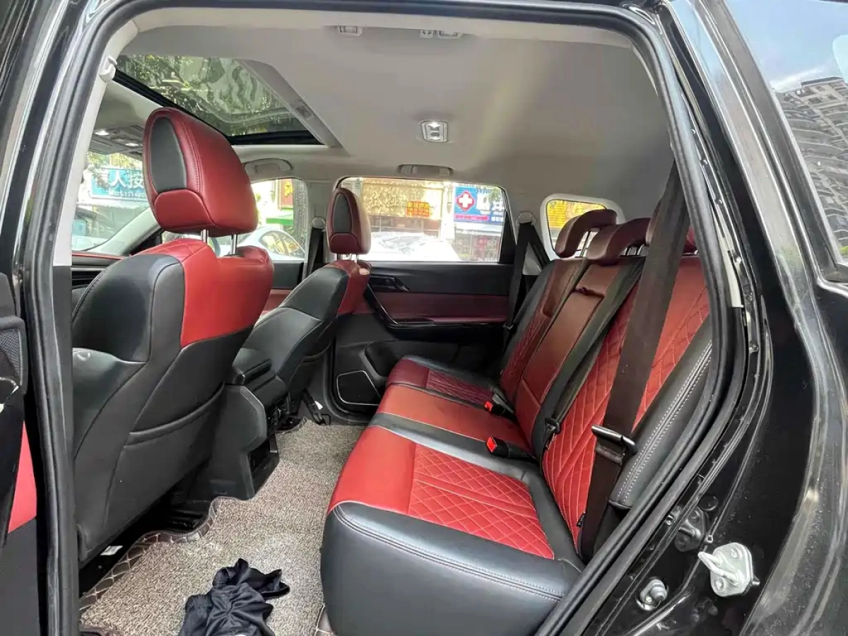DONGFENG FORTHING T5
