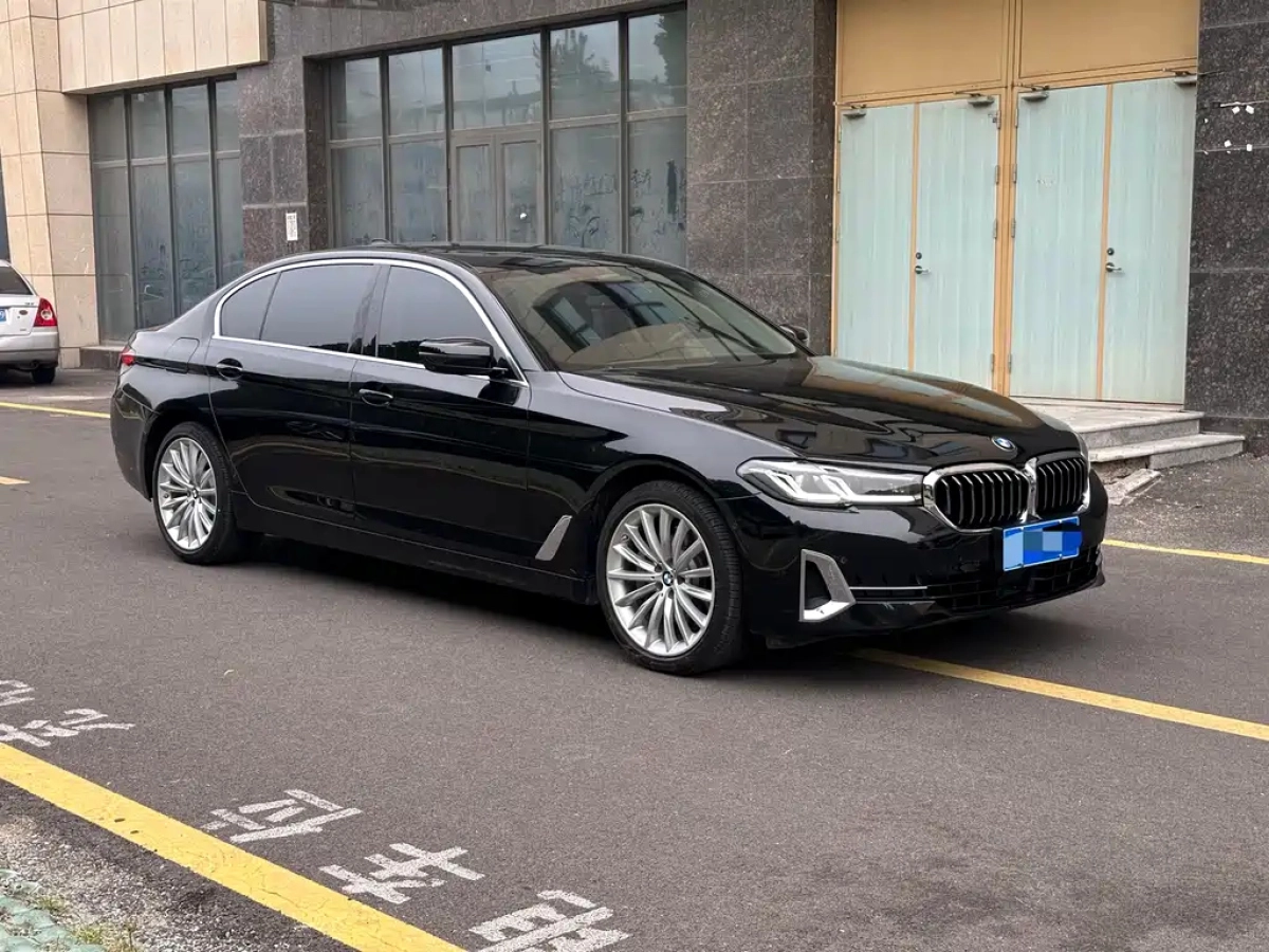 BMW 5-SERIES