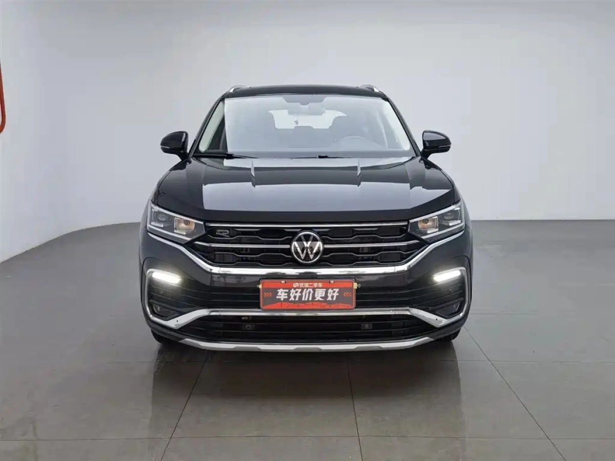 VOLKSWAGEN TAYRON X