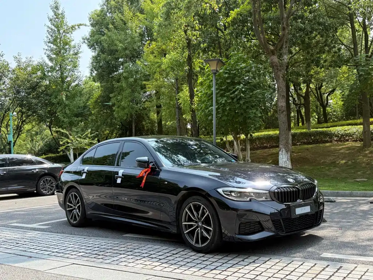 BMW 3-SERIES