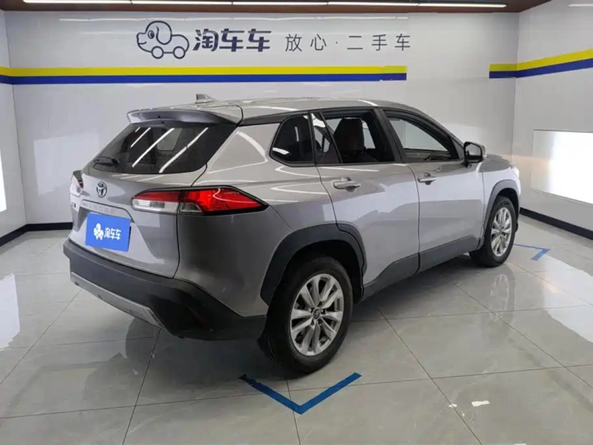 TOYOTA COROLLA CROSS