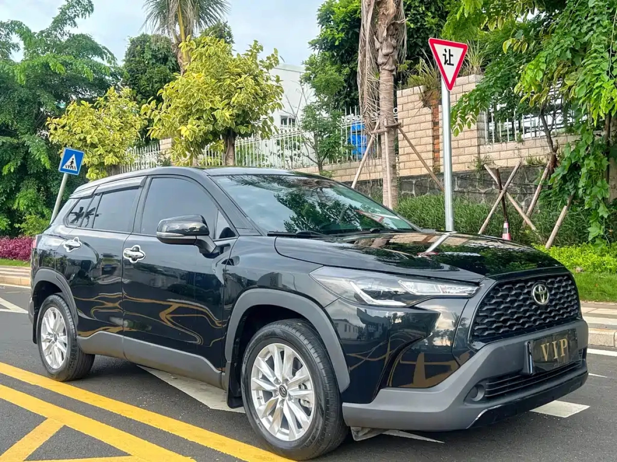 TOYOTA COROLLA CROSS