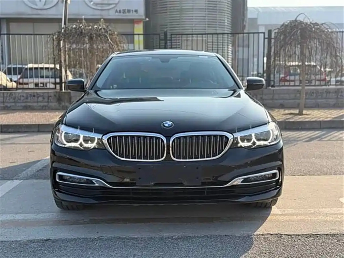 BMW 5-SERIES
