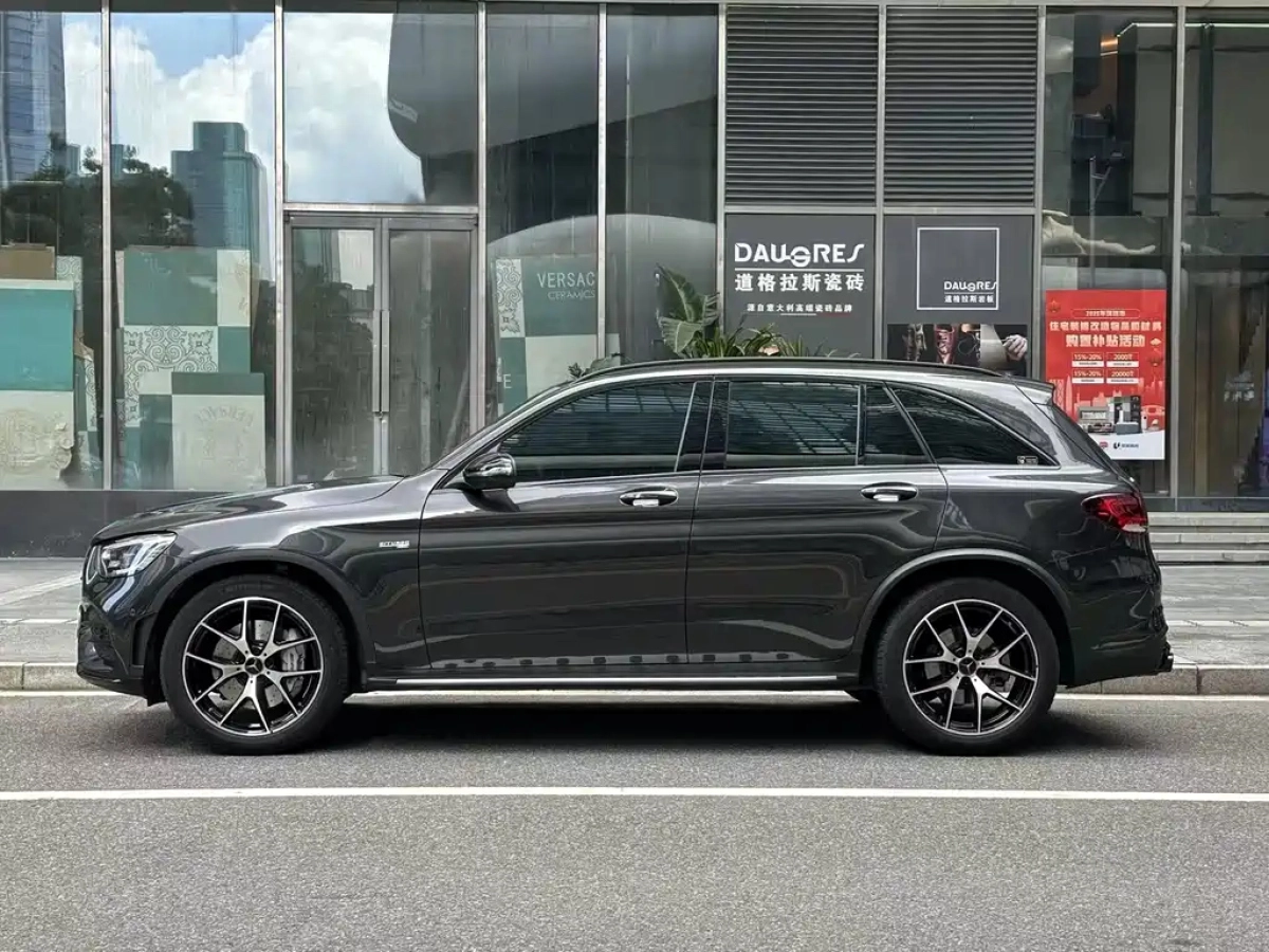 MERCEDES BENZ GLC AMG