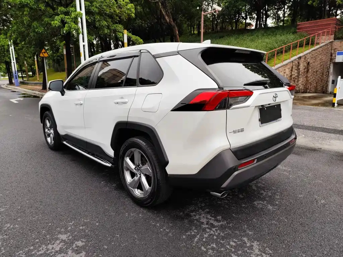 TOYOTA RAV4 RONGFANG