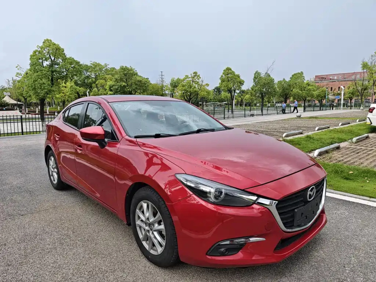 MAZDA 3 AXELA