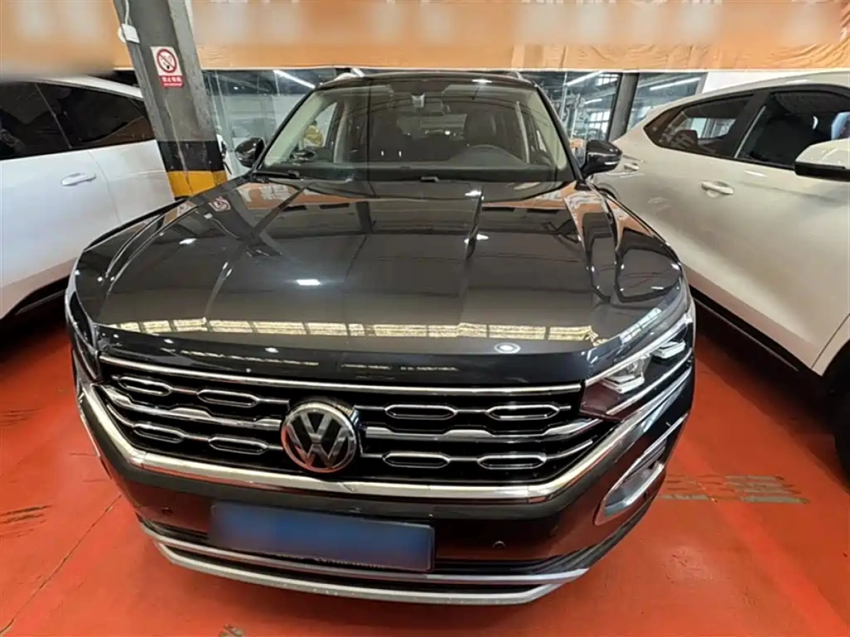 VOLKSWAGEN TAYRON