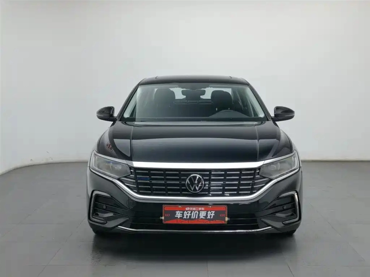 VOLKSWAGEN PASSAT NEW ENERGY