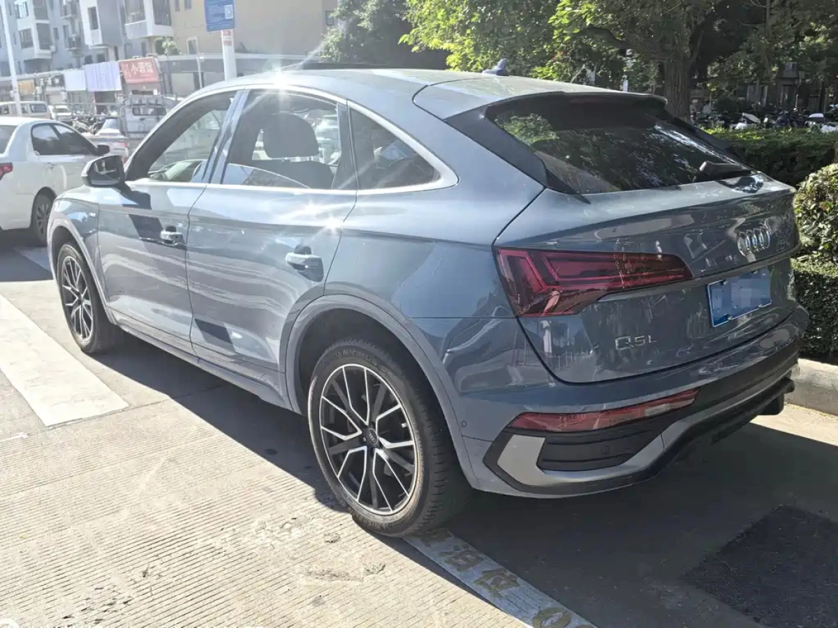 AUDI Q5L SPORTBACK