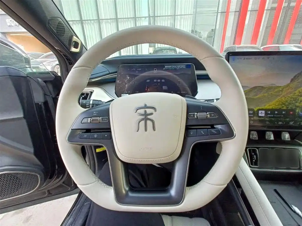 BYD SONG L EV