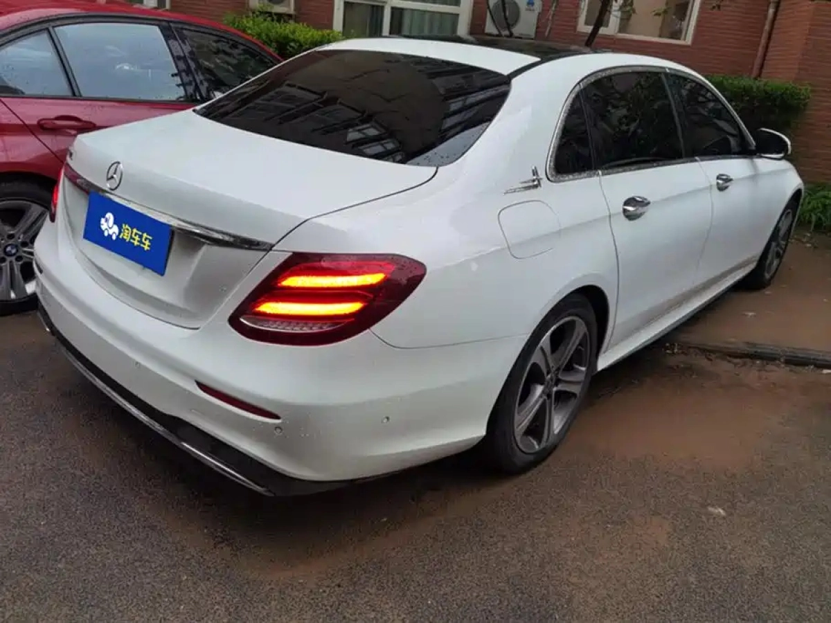 MERCEDES BENZ E-CLASS