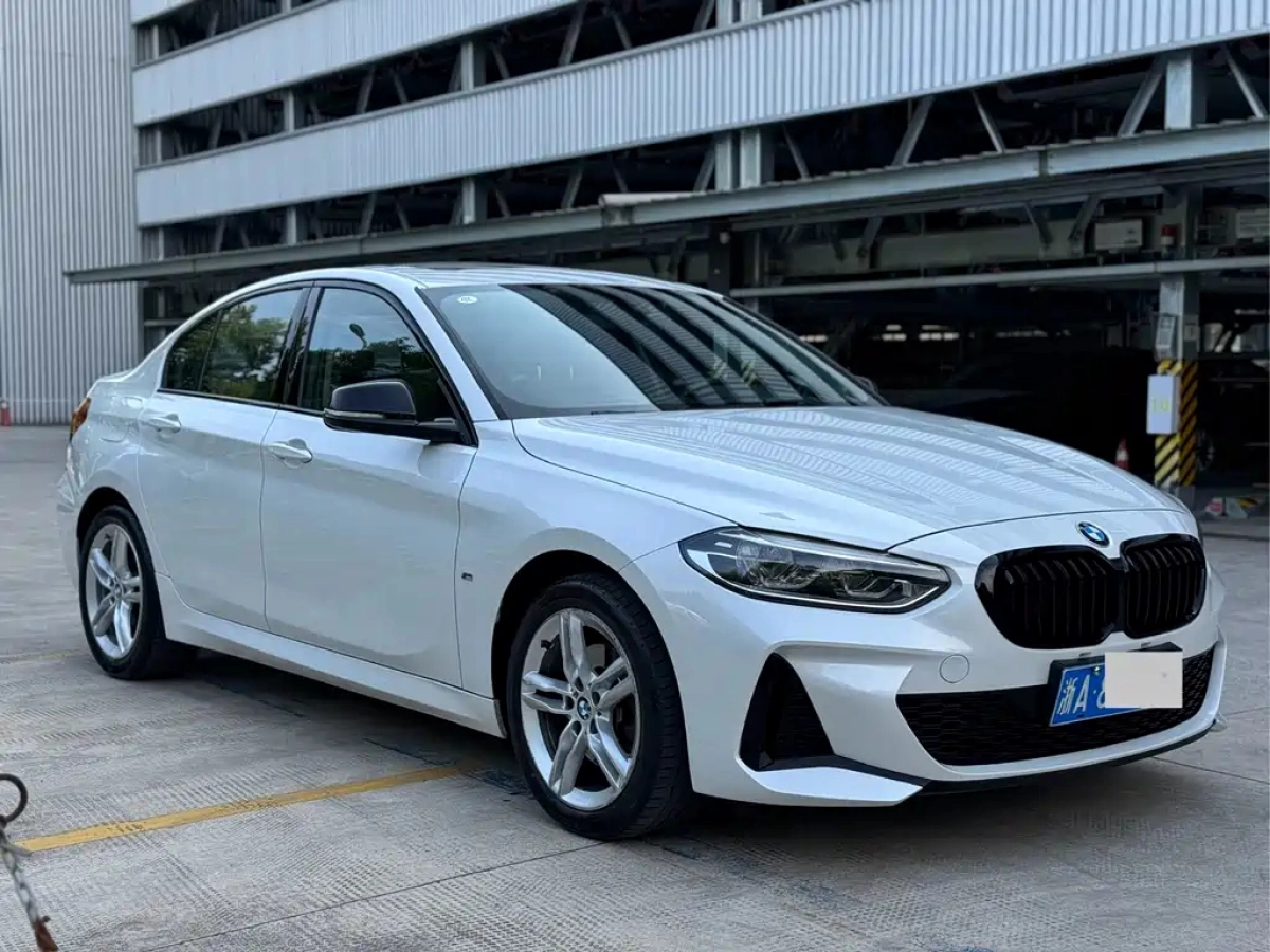 BMW 1-SERIES