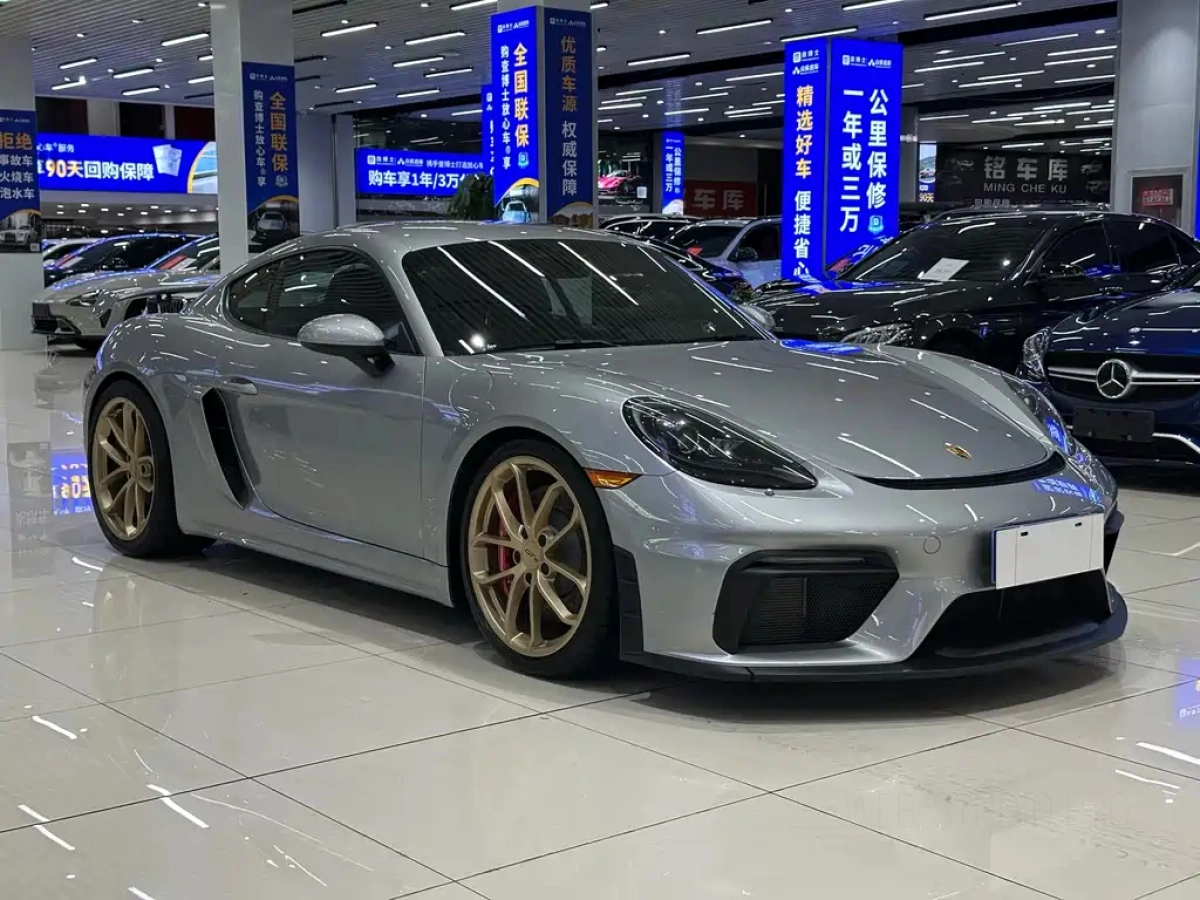 PORSCHE 718