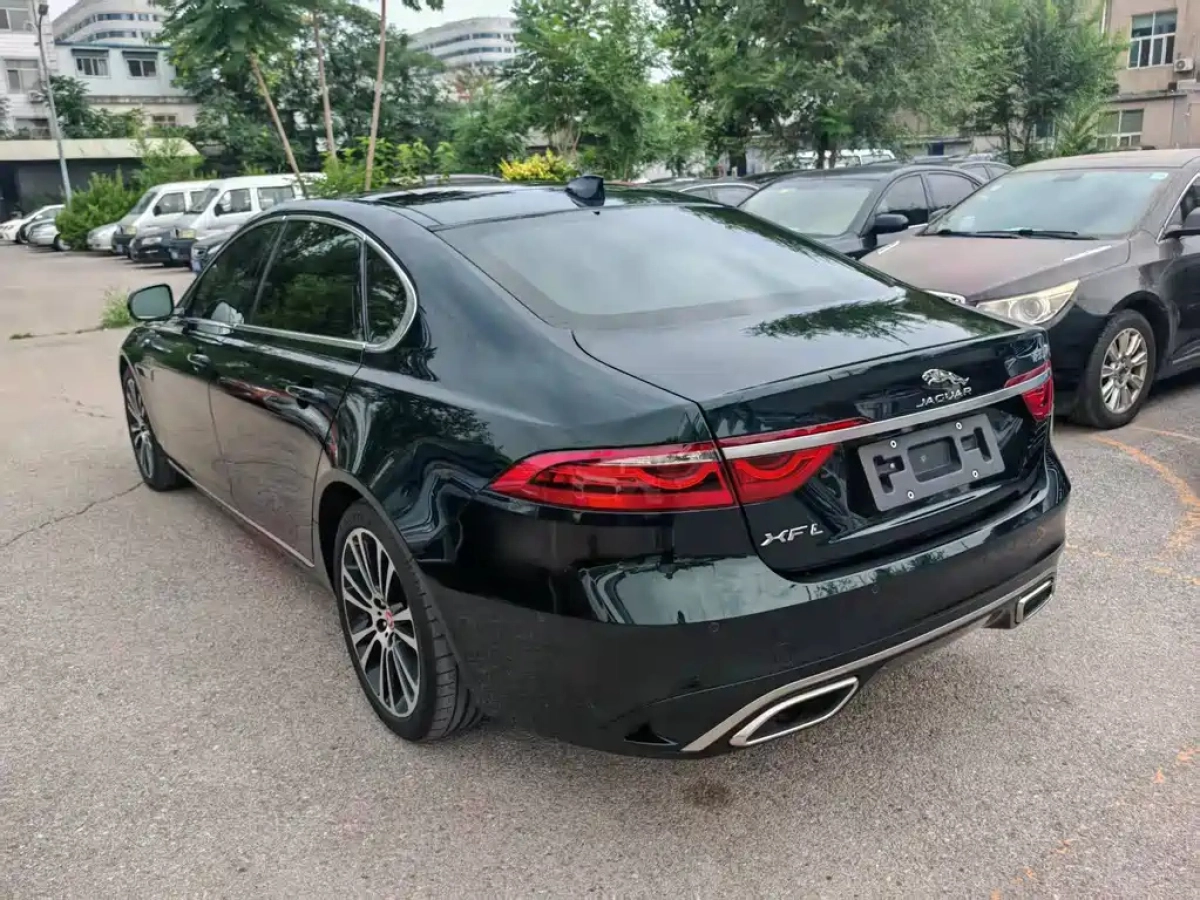 JAGUAR XFL