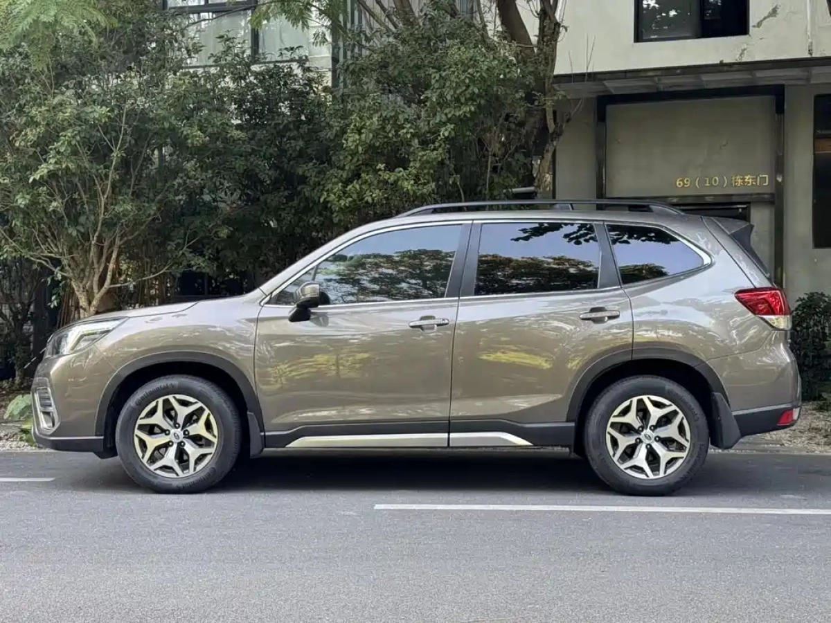 SUBARU FORESTER