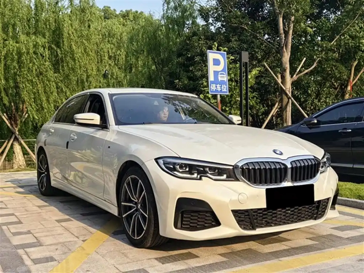 BMW 3-SERIES