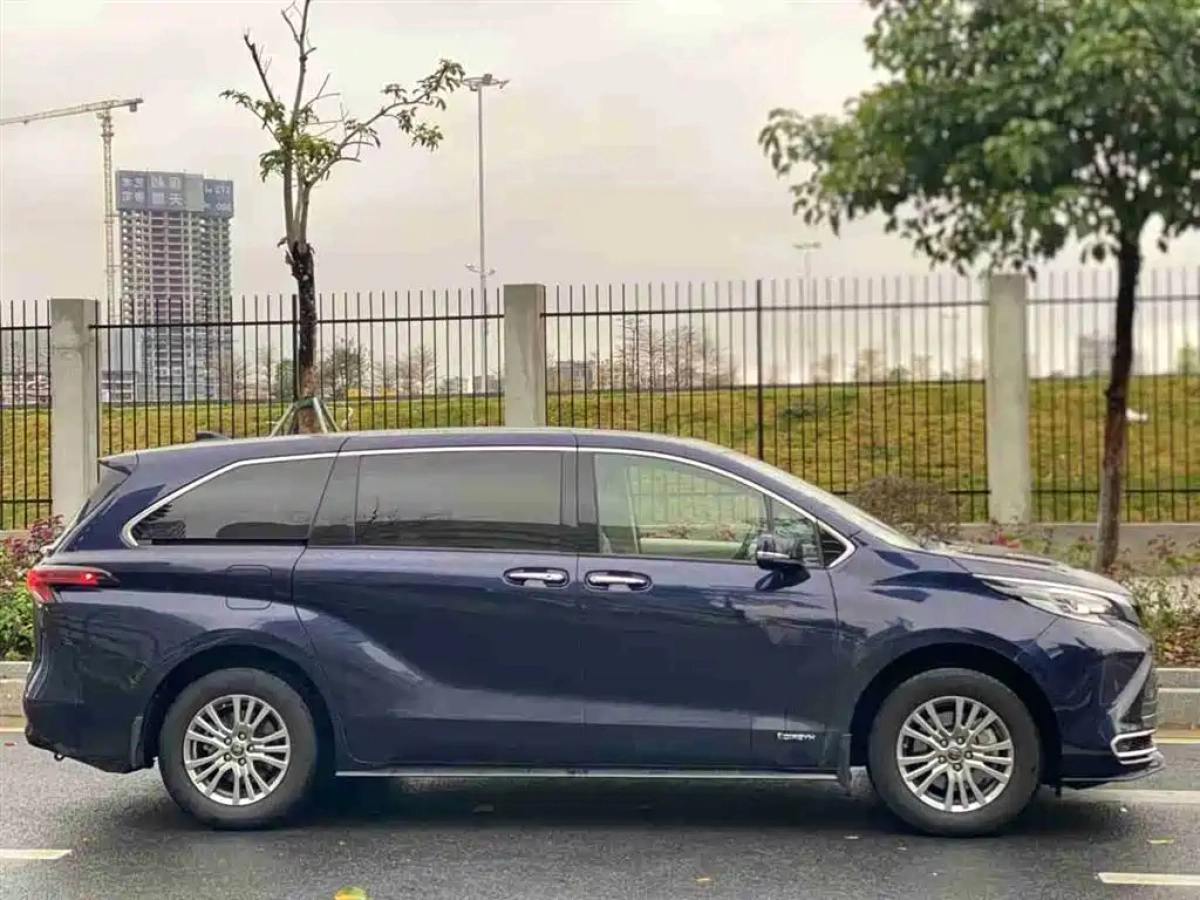 TOYOTA SIENNA SIENNA