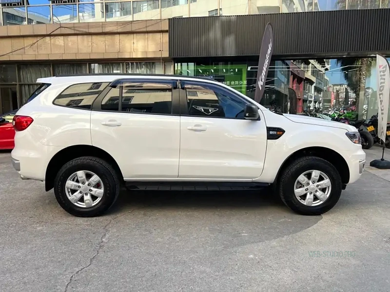 FORD EVEREST