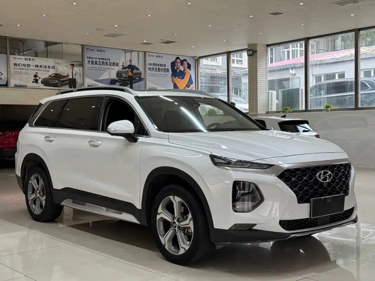 HYUNDAI SANTAFE