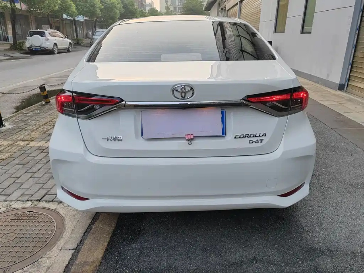 TOYOTA COROLLA