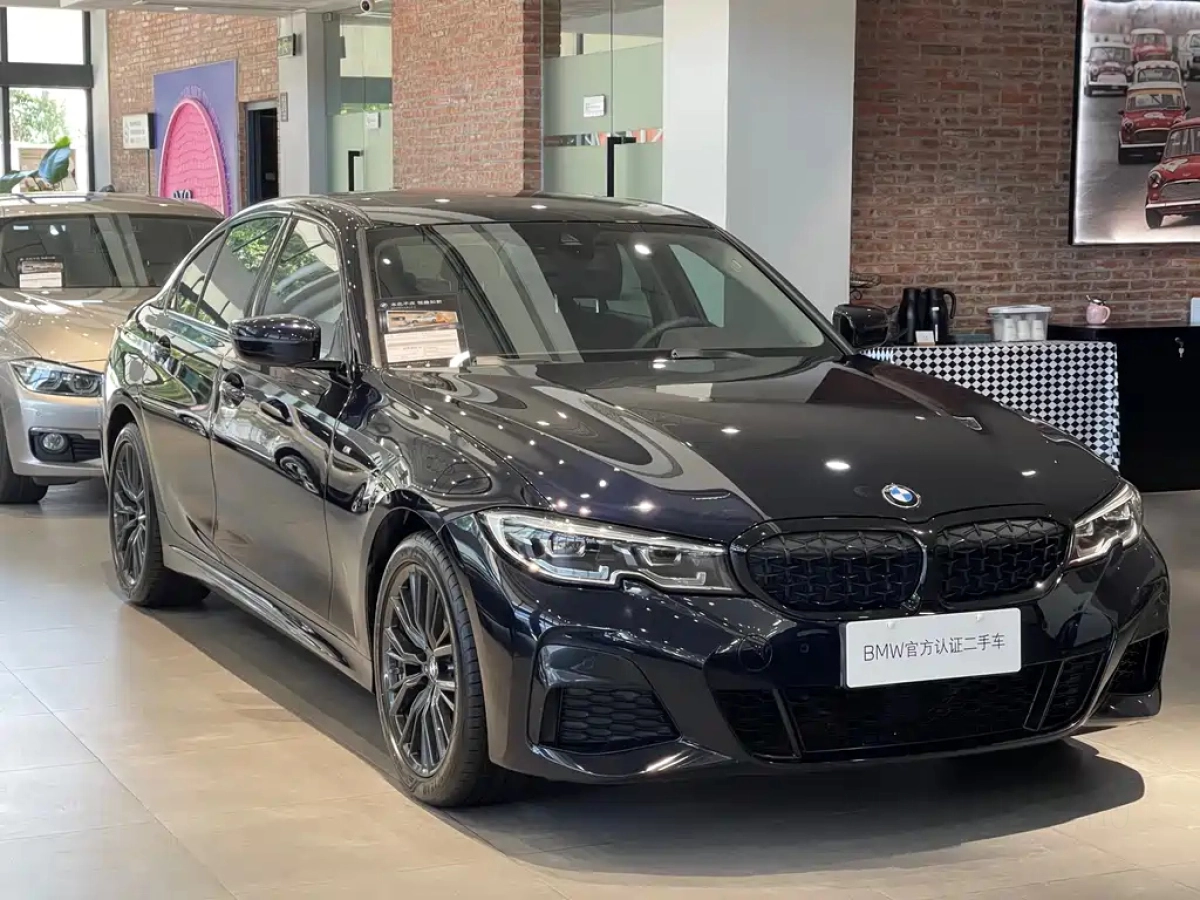 BMW 3-SERIES