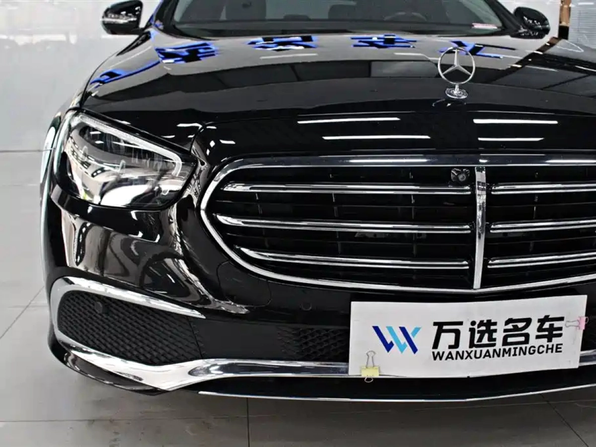 MERCEDES BENZ E-CLASS