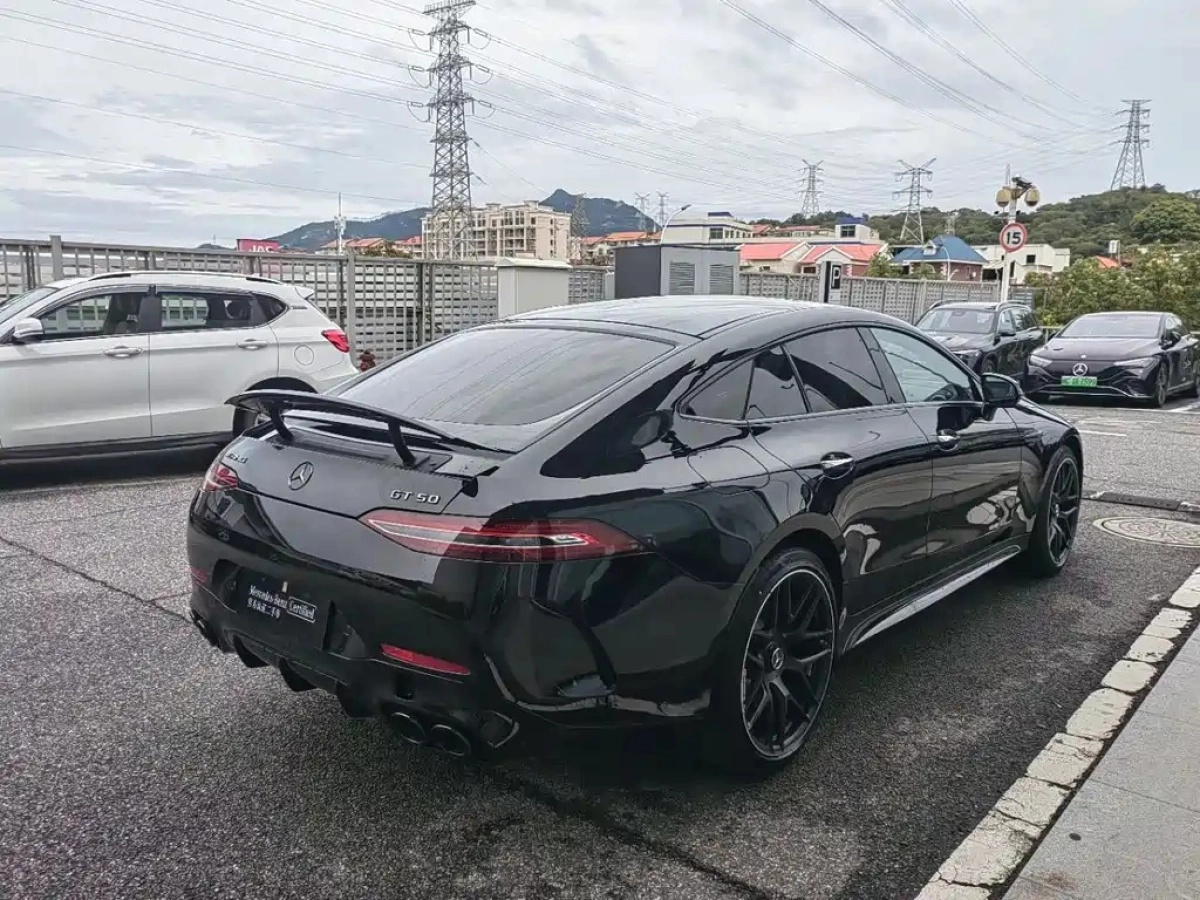 MERCEDES BENZ AMG GT