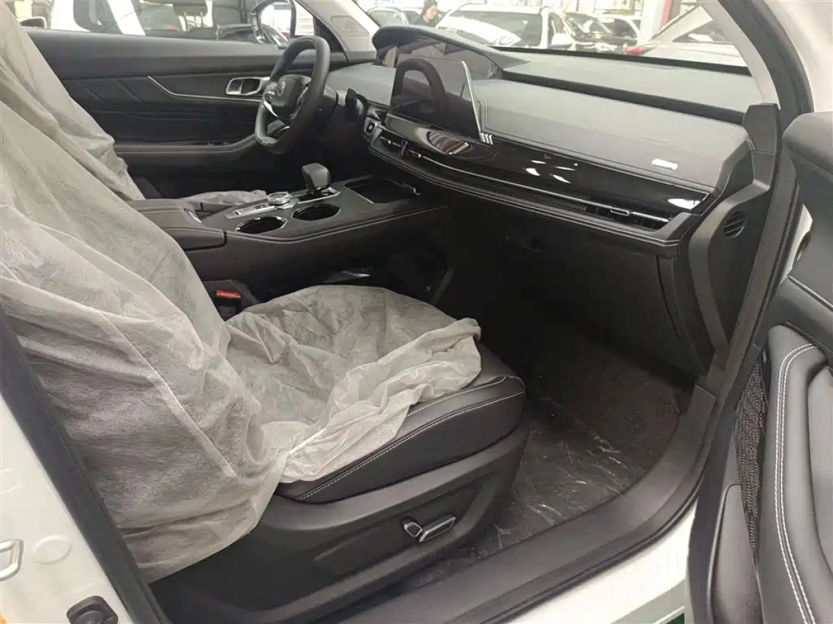 CHANGAN UNI-K SMART IDD