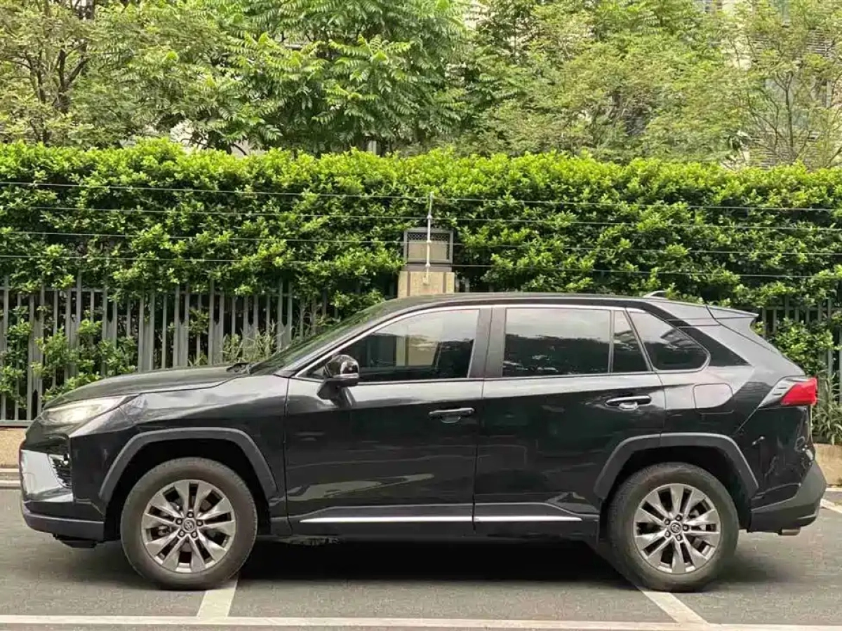 TOYOTA WILDLANDER