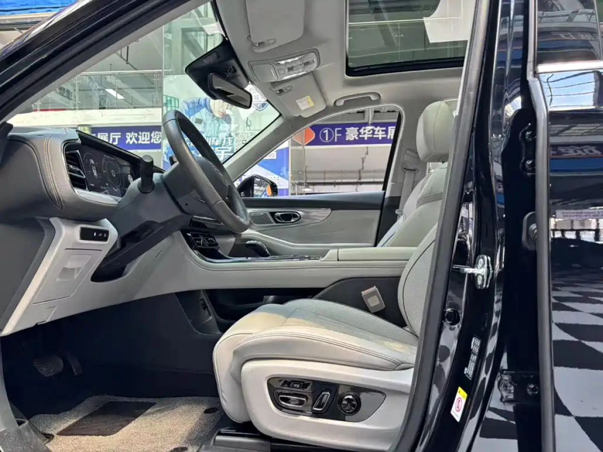 TRUMPCHI GS8