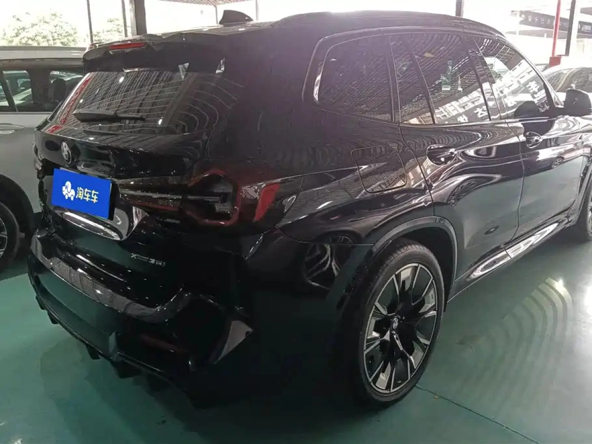 BMW IX3
