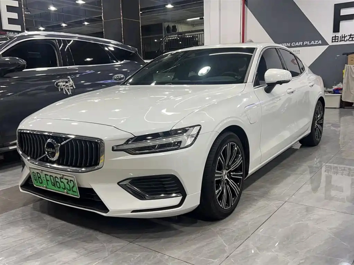 VOLVO S60 NEW ENERGY