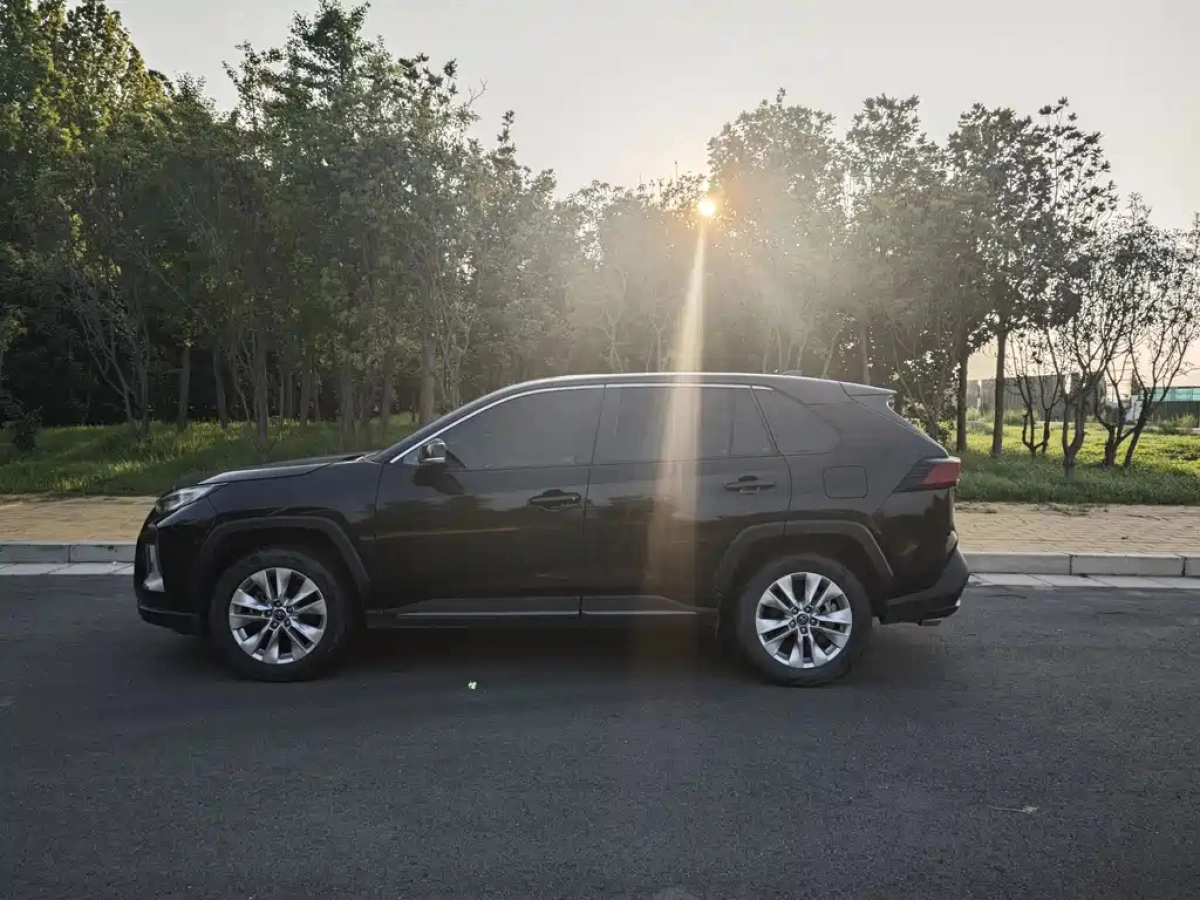 TOYOTA WILDLANDER