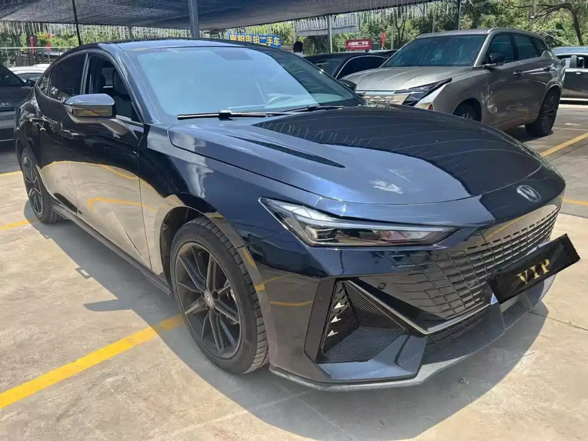 CHANGAN UNI-V
